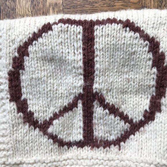 Peace sign purse with velcro closures - Picture 2 of 6